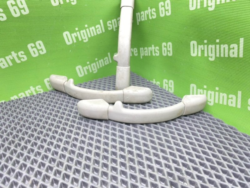 Ручки потолка, 1000 рублей, Тверь