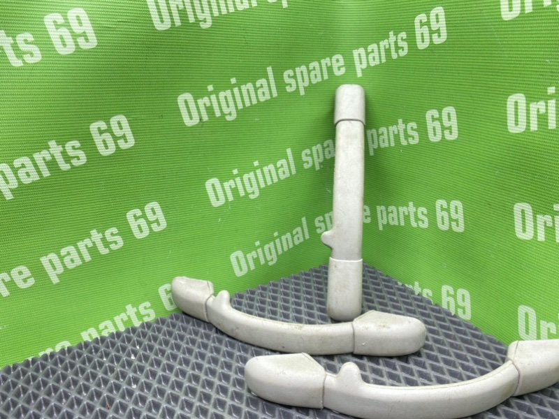 Ручки потолка, 1000 рублей, Тверь