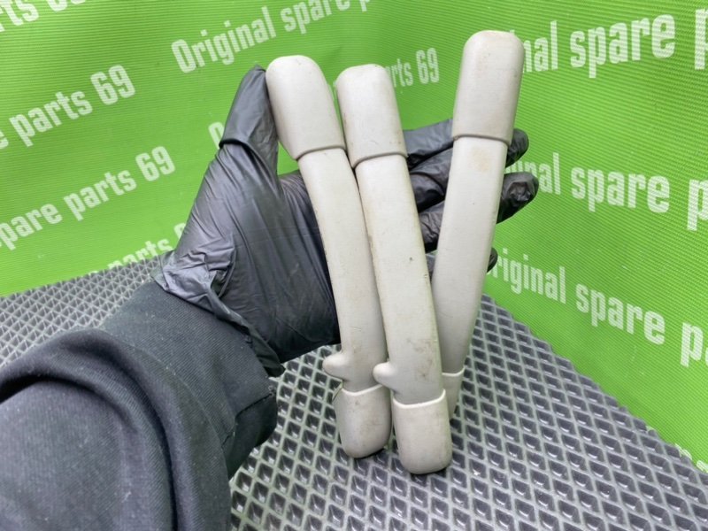 Ручки потолка, 1000 рублей, Тверь