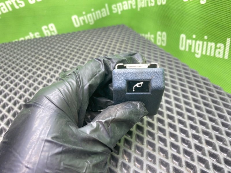 Кнопка открывания бензобака, 800 рублей, Тверь