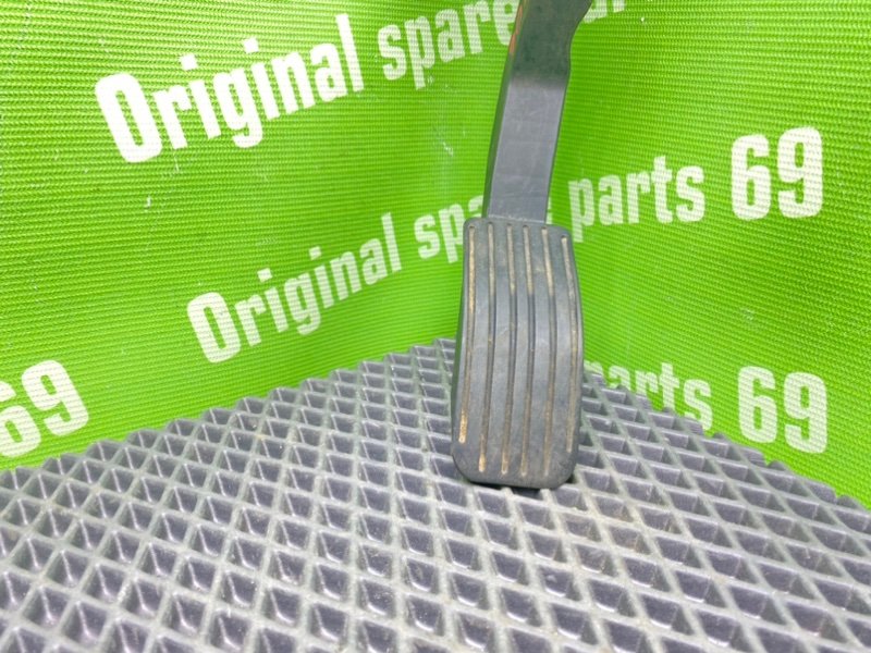 Педаль газа, 1000 рублей, Тверь