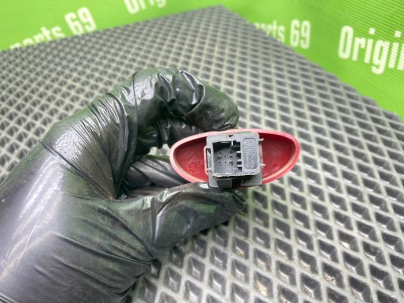 Кнопка аварийки, 500 рублей, Тверь