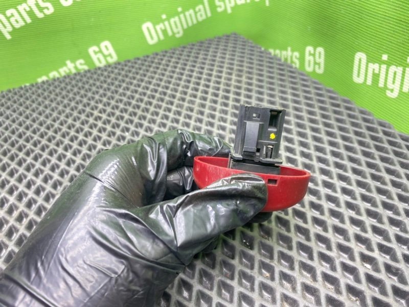 Кнопка аварийки, 500 рублей, Тверь