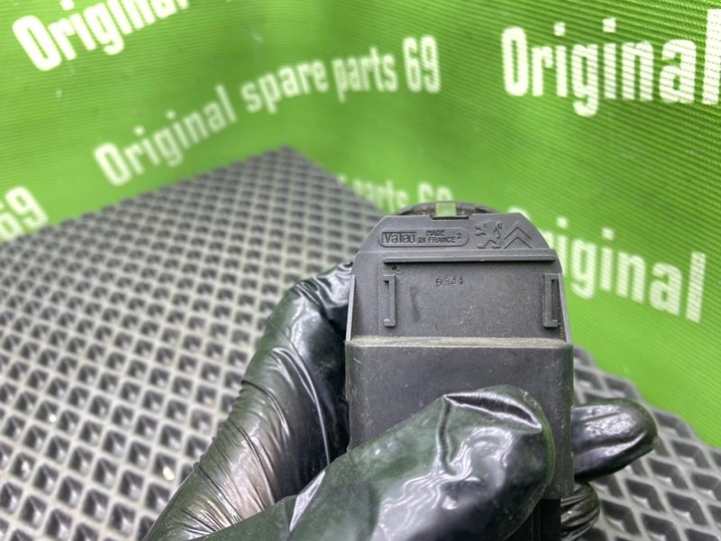 Блок кнопок, 1000 рублей, Тверь