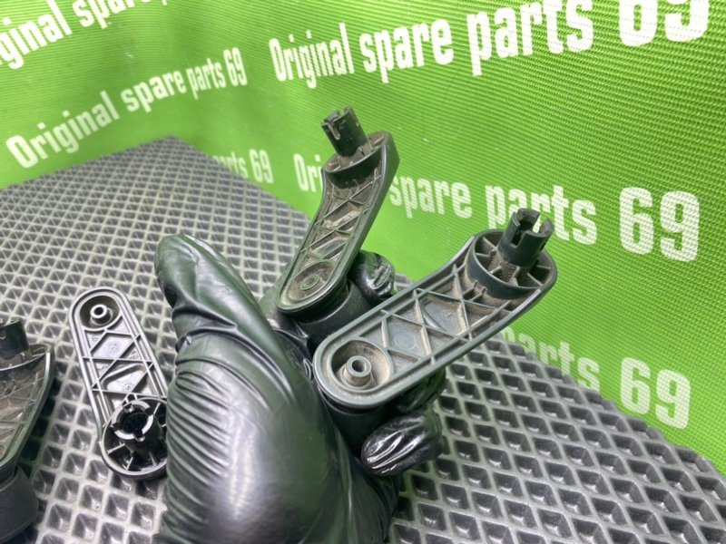 Ручки стеклоподъемников, 1000 рублей, Тверь