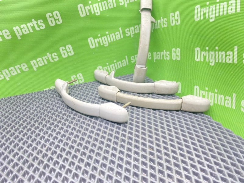 Ручки потолка, 1000 рублей, Тверь