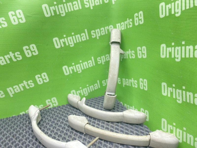 Ручки потолка, 1000 рублей, Тверь