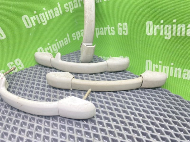 Ручки потолка, 1000 рублей, Тверь