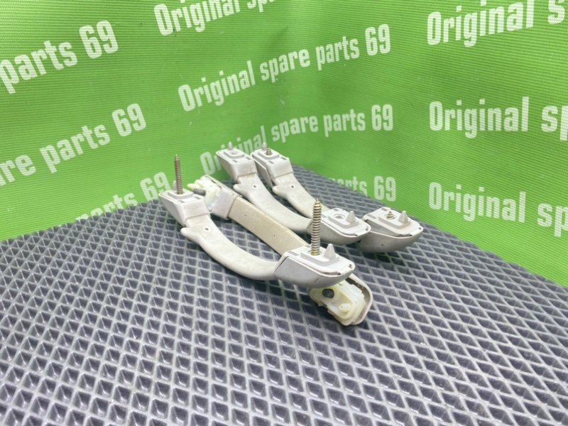 Ручки потолка, 1000 рублей, Тверь