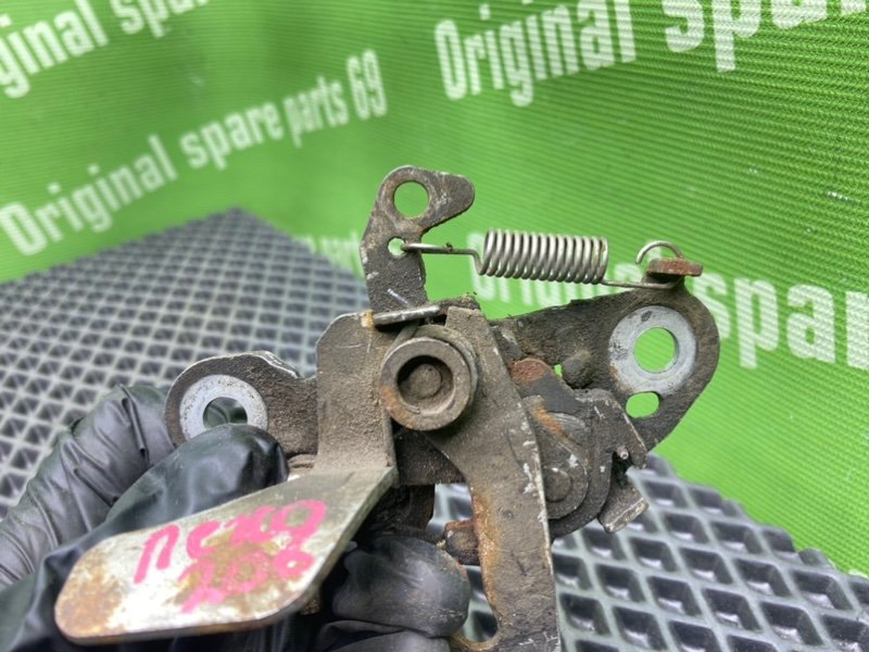 Замок капота, 800 рублей, Тверь