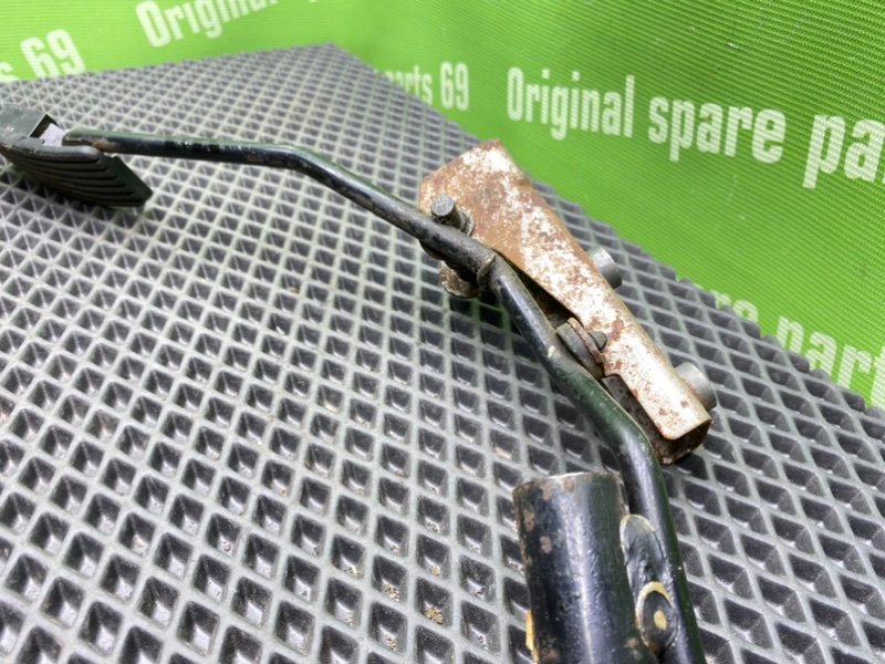 Педаль газа, 400 рублей, Тверь