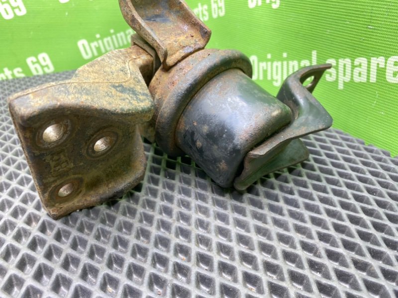 Подушка двигателя, 1400 рублей, Тверь