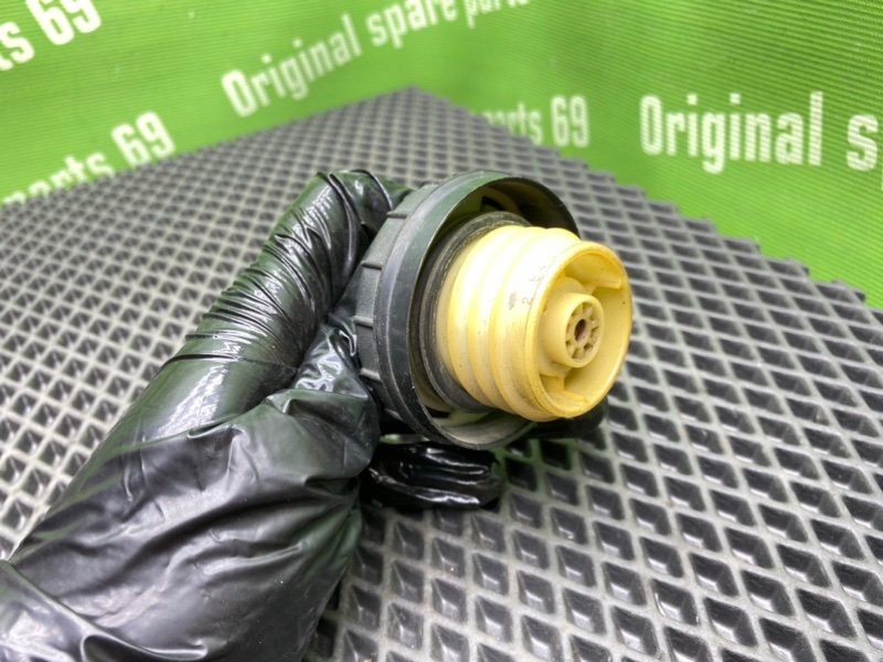 Крышка бака, 500 рублей, Тверь