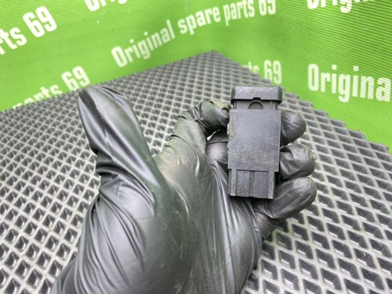 Кнопка аварийки, 800 рублей, Тверь