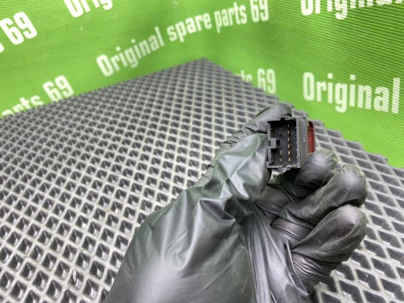 Кнопка аварийки, 800 рублей, Тверь