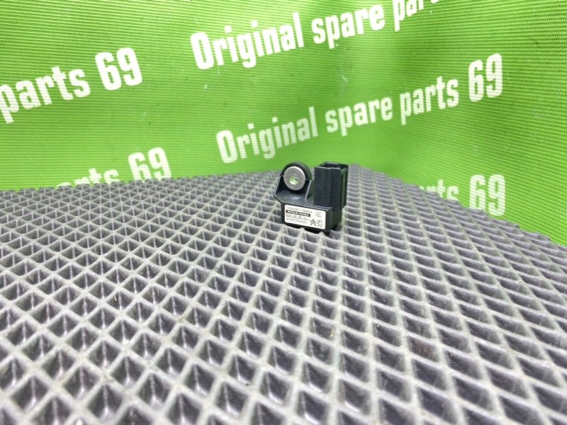 Датчик удара, 500 рублей, Тверь