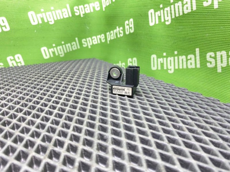 Датчик удара, 500 рублей, Тверь