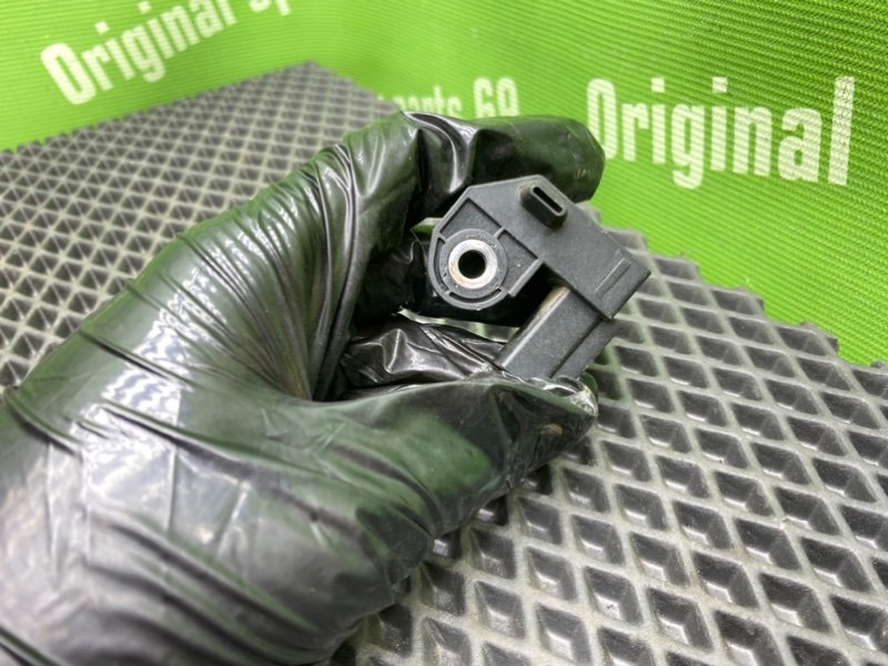 Датчик удара, 500 рублей, Тверь