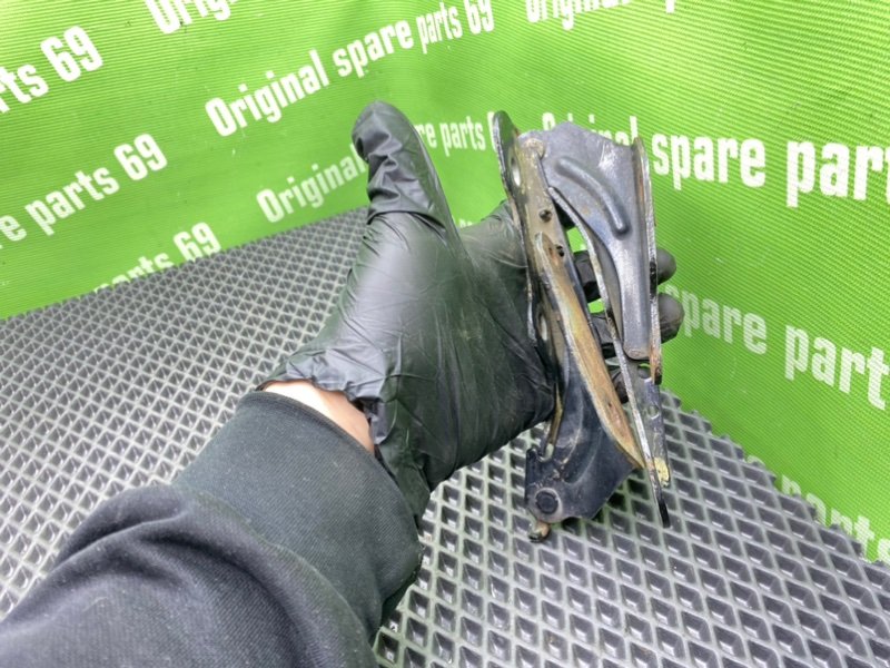 Петли капота, 900 рублей, Тверь