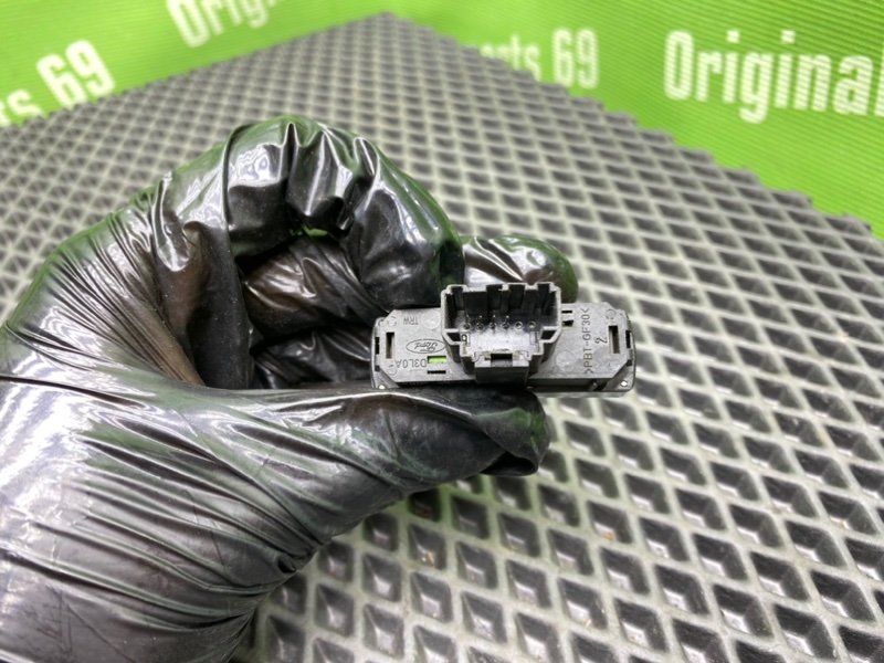 Кнопка обогрева заднего стекла, 600 рублей, Тверь