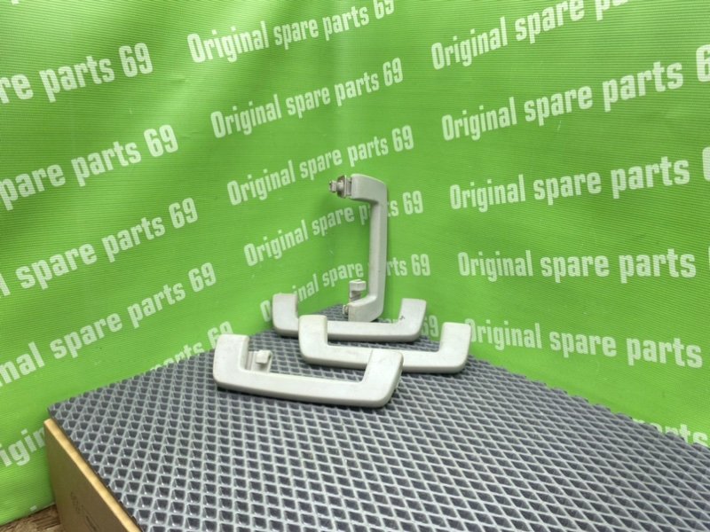 Ручки потолка, 1000 рублей, Тверь