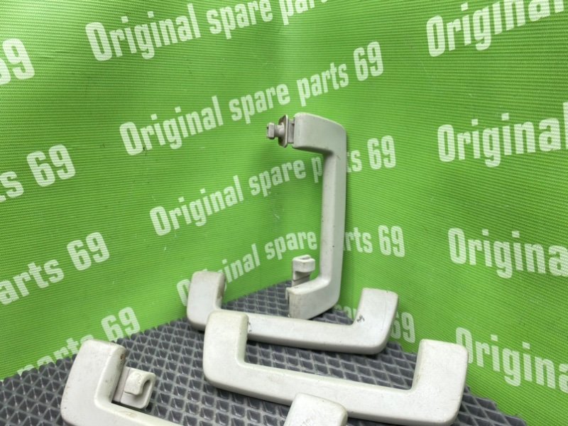 Ручки потолка, 1000 рублей, Тверь