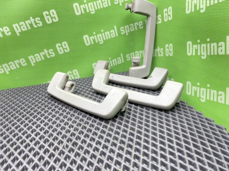 Ручки потолка, 1000 рублей, Тверь