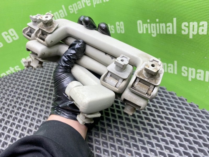 Ручки потолка, 1000 рублей, Тверь