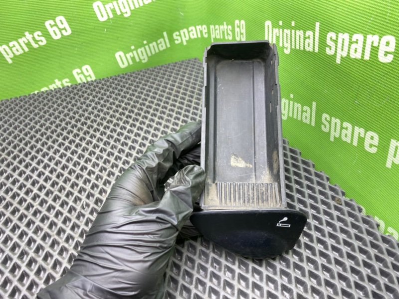 Пепельница, 500 рублей, Тверь