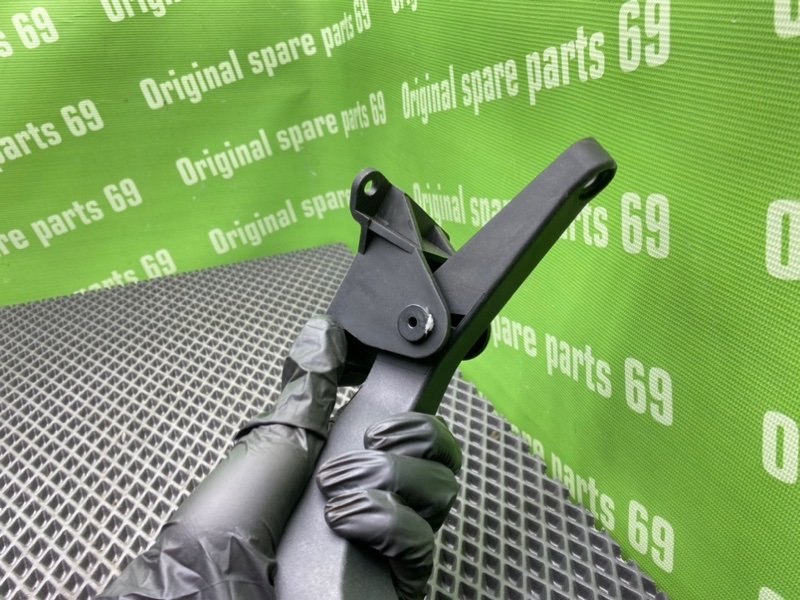 Педаль газа, 700 рублей, Тверь