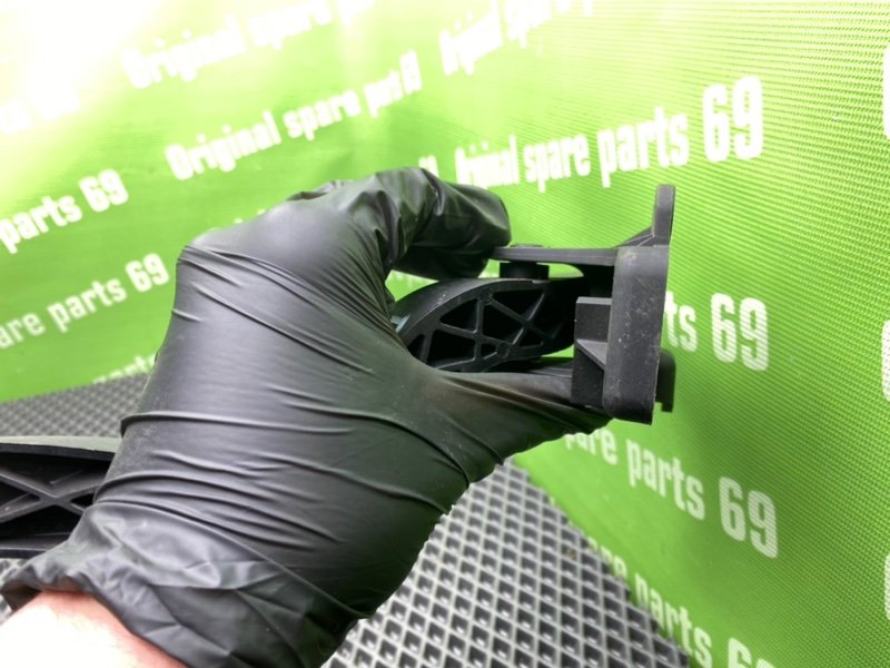 Педаль газа, 700 рублей, Тверь