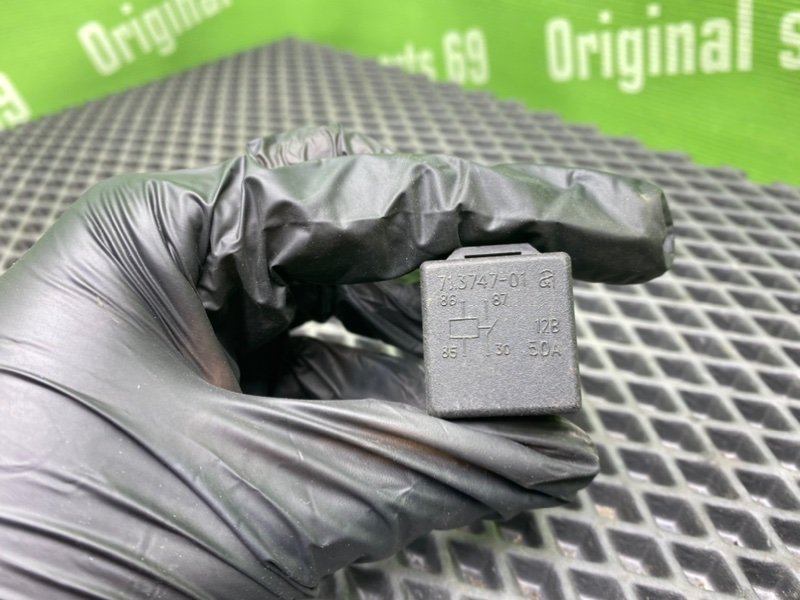 Реле, 400 рублей, Тверь