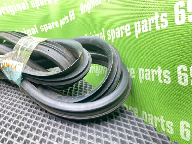 Уплотнитель двери, 500 рублей, Тверь