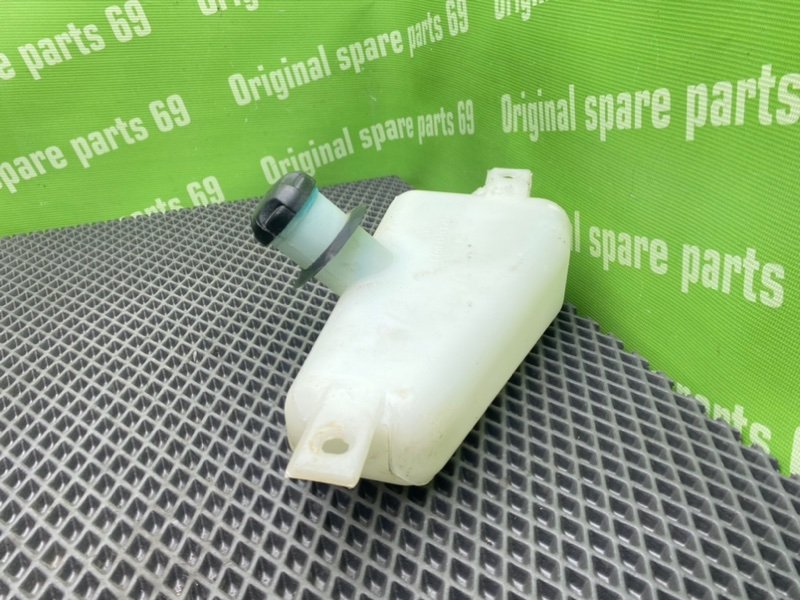 Бачок омывателя заднего стекла, 400 рублей, Тверь