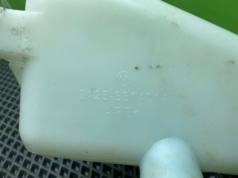 Бачок омывателя заднего стекла, 400 рублей, Тверь