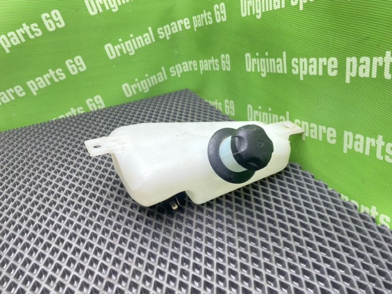 Бачок омывателя заднего стекла, 400 рублей, Тверь