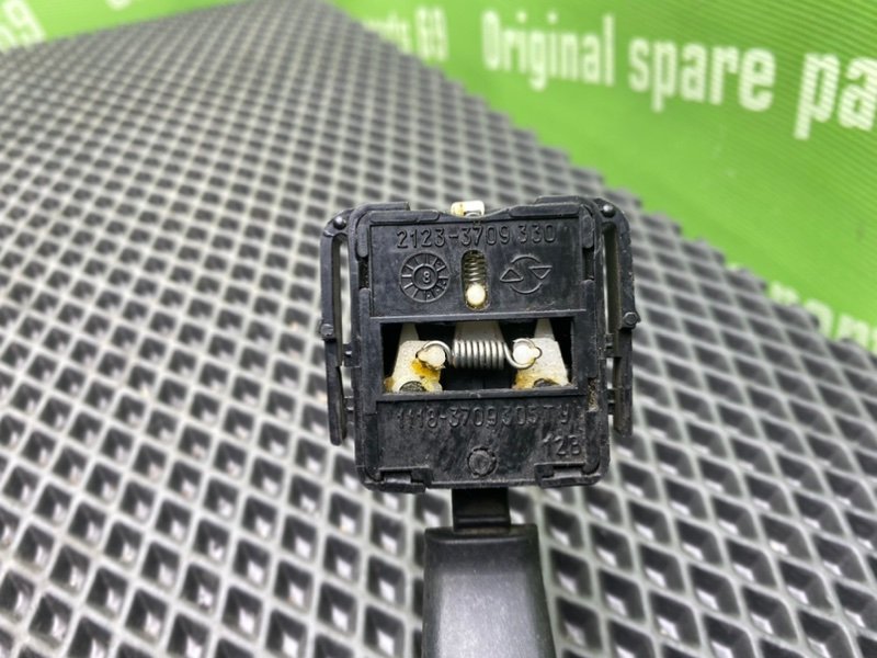 Подрулевой переключатель поворотников, 500 рублей, Тверь