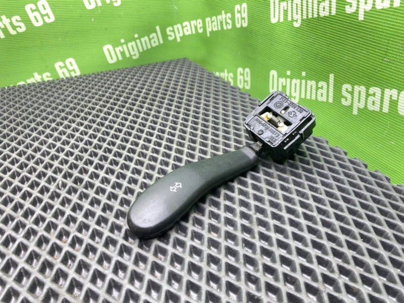 Подрулевой переключатель поворотников, 500 рублей, Тверь