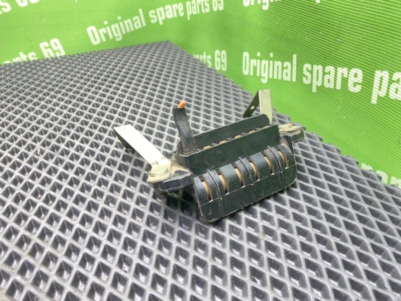 Блок предохранителей, 500 рублей, Тверь