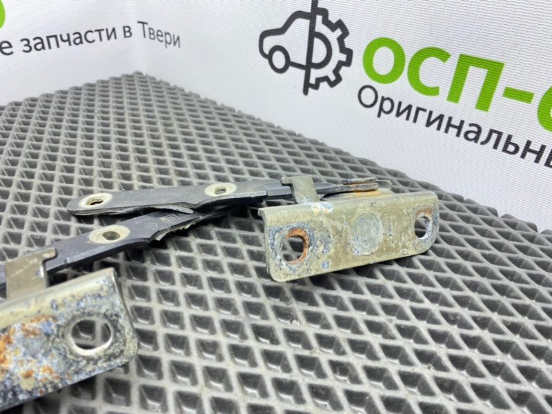 Петли капота, 1000 рублей, Тверь