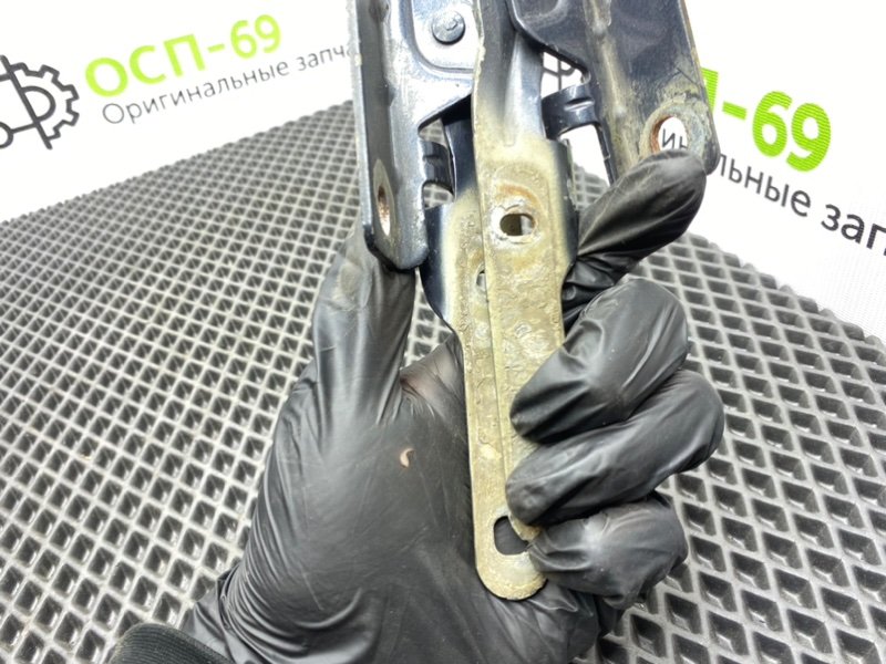 Петли капота, 1000 рублей, Тверь