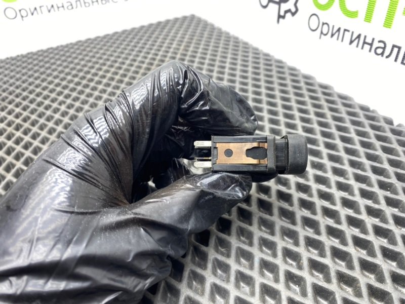 Кнопка ПТФ, 500 рублей, Тверь