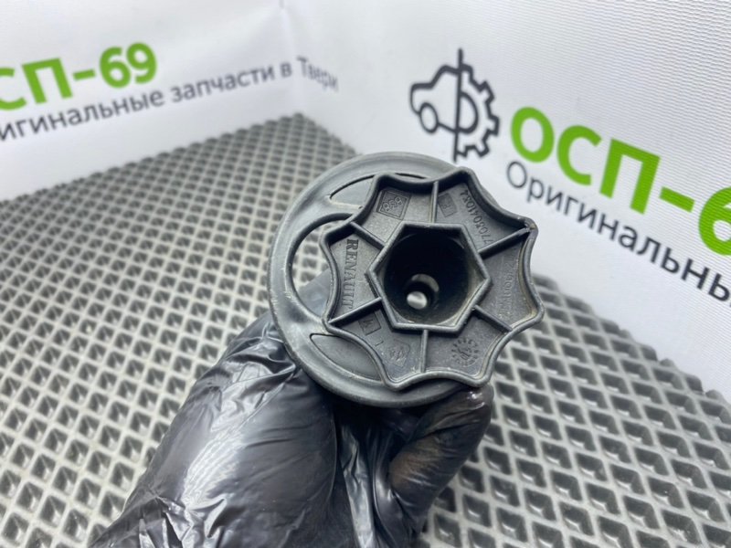 Крепление запаски, 500 рублей, Тверь