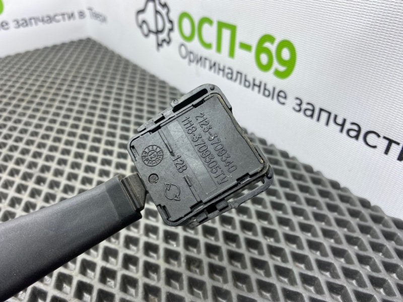Подрулевой переключатель дворников, 400 рублей, Тверь