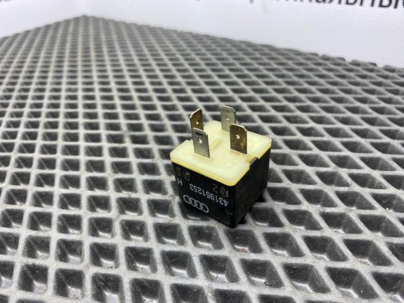 Реле, 500 рублей, Тверь