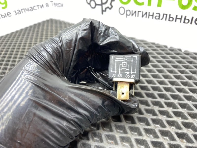 Реле, 400 рублей, Тверь