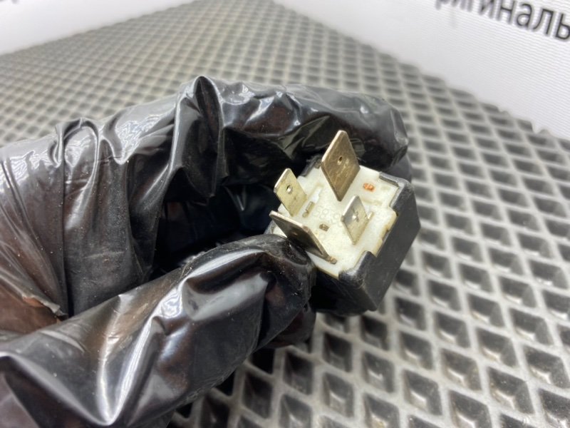 Реле, 400 рублей, Тверь