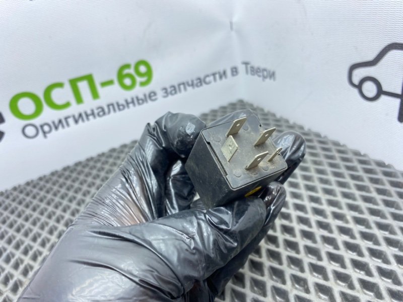 Реле, 400 рублей, Тверь