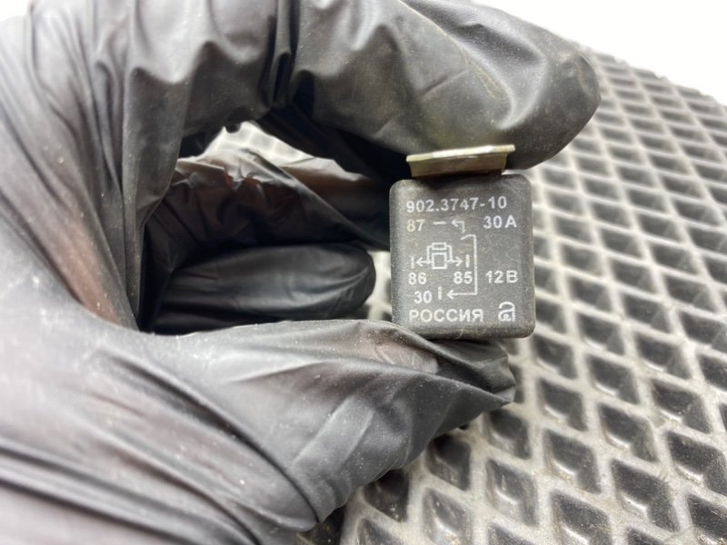 Реле, 400 рублей, Тверь