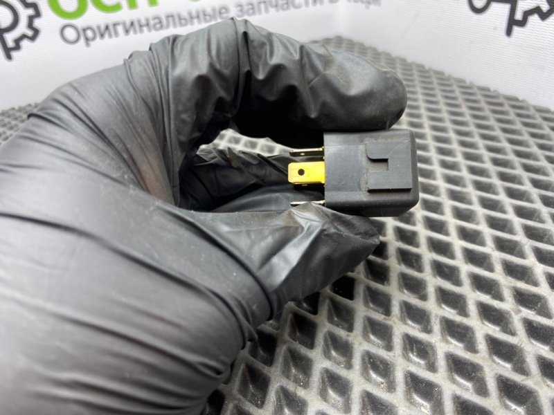 Реле, 400 рублей, Тверь